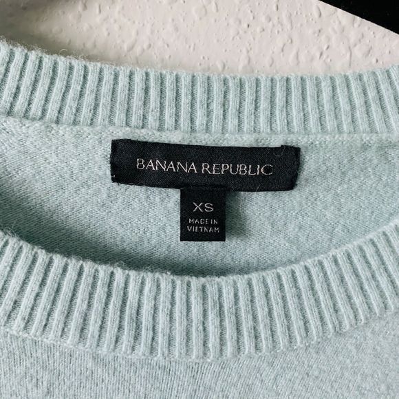 Banana Republic Wool Split Hem Boyfriend Sweater - Picture 3 of 6